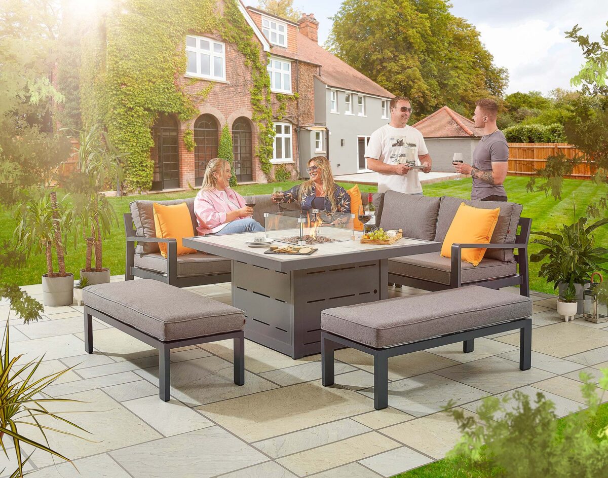 30 inch clearance outdoor bench