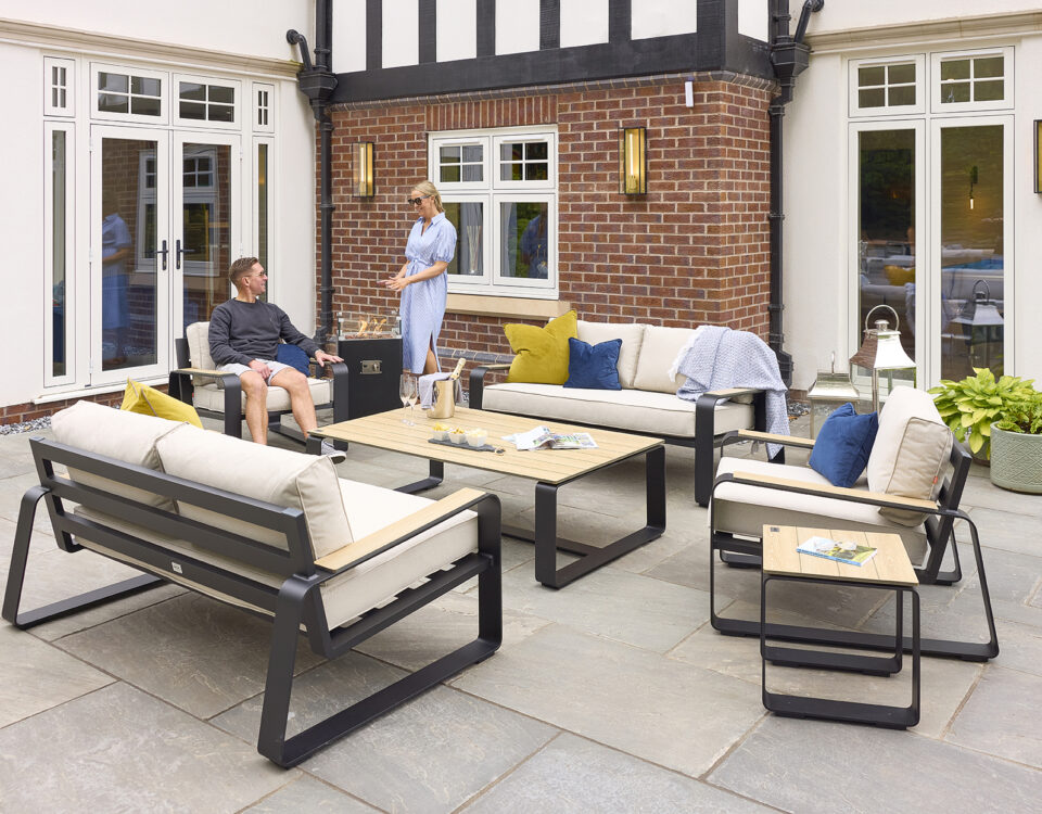metal outdoor furniture
