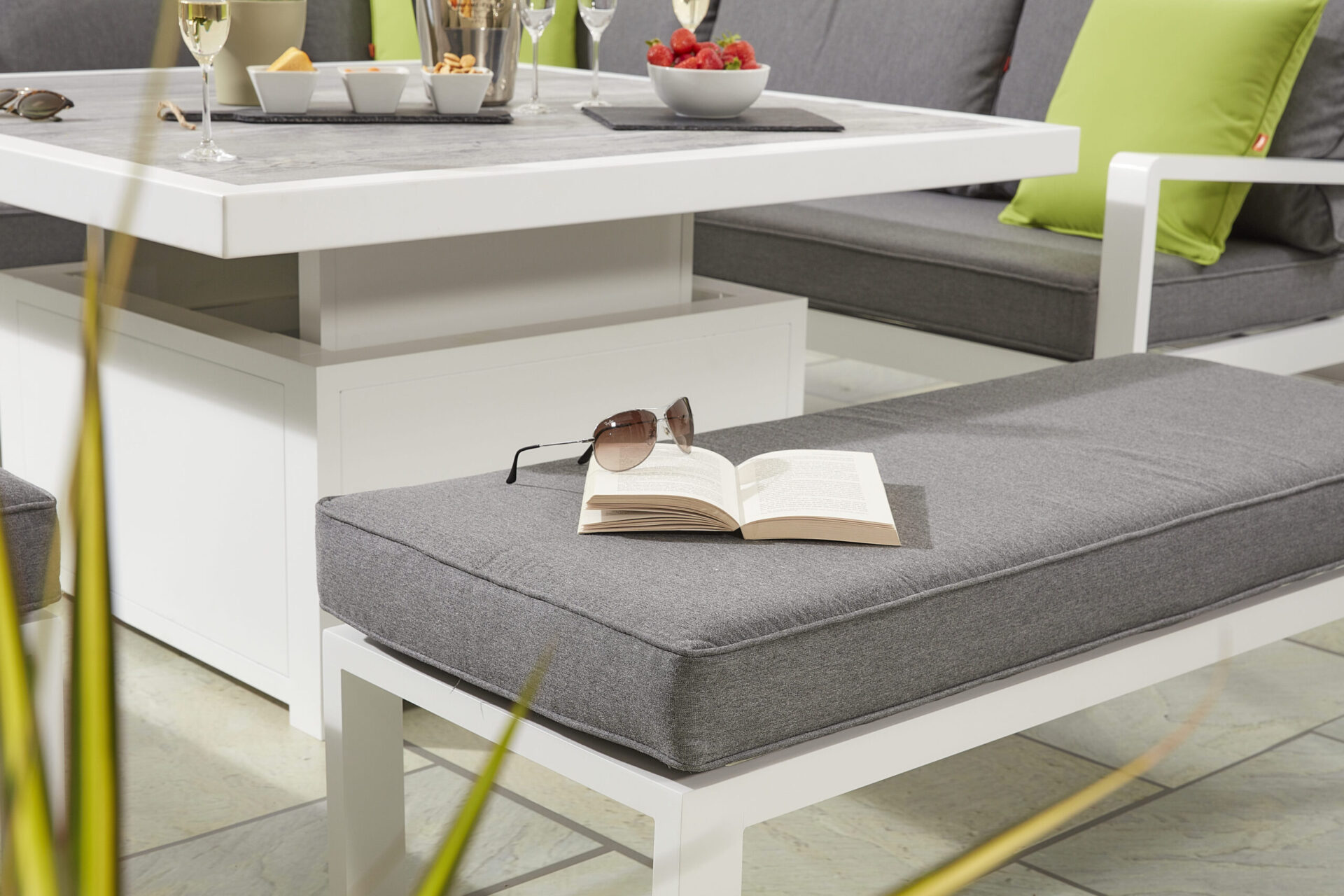 Dining table with discount sofa chairs
